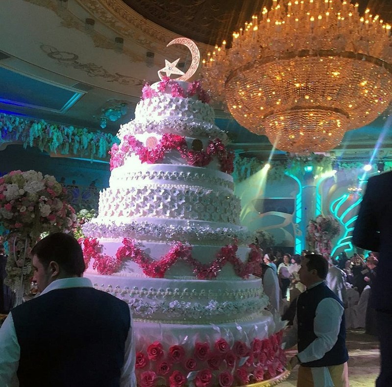 Elie Saab Behind Russian's $1B Wedding